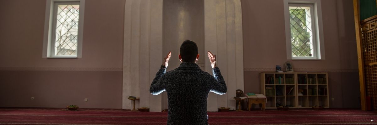 Namaza Yeni Başlayanlar İçin Adım Adım Rehber